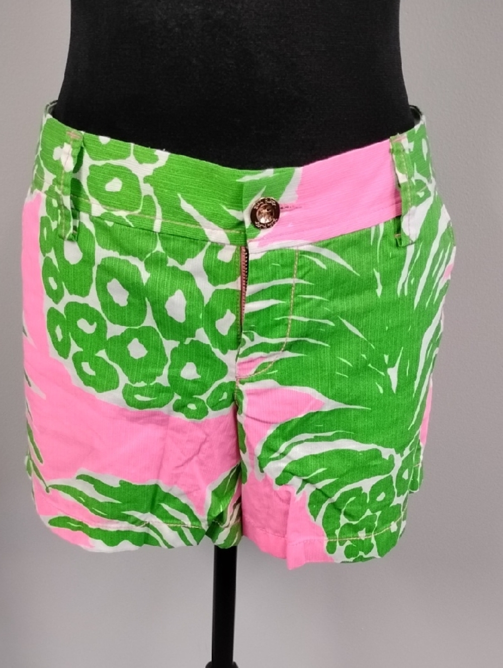 Lilly Pulitzer Callahan Vibrant Green & Pink Tropical Print Shorts, Sz 10